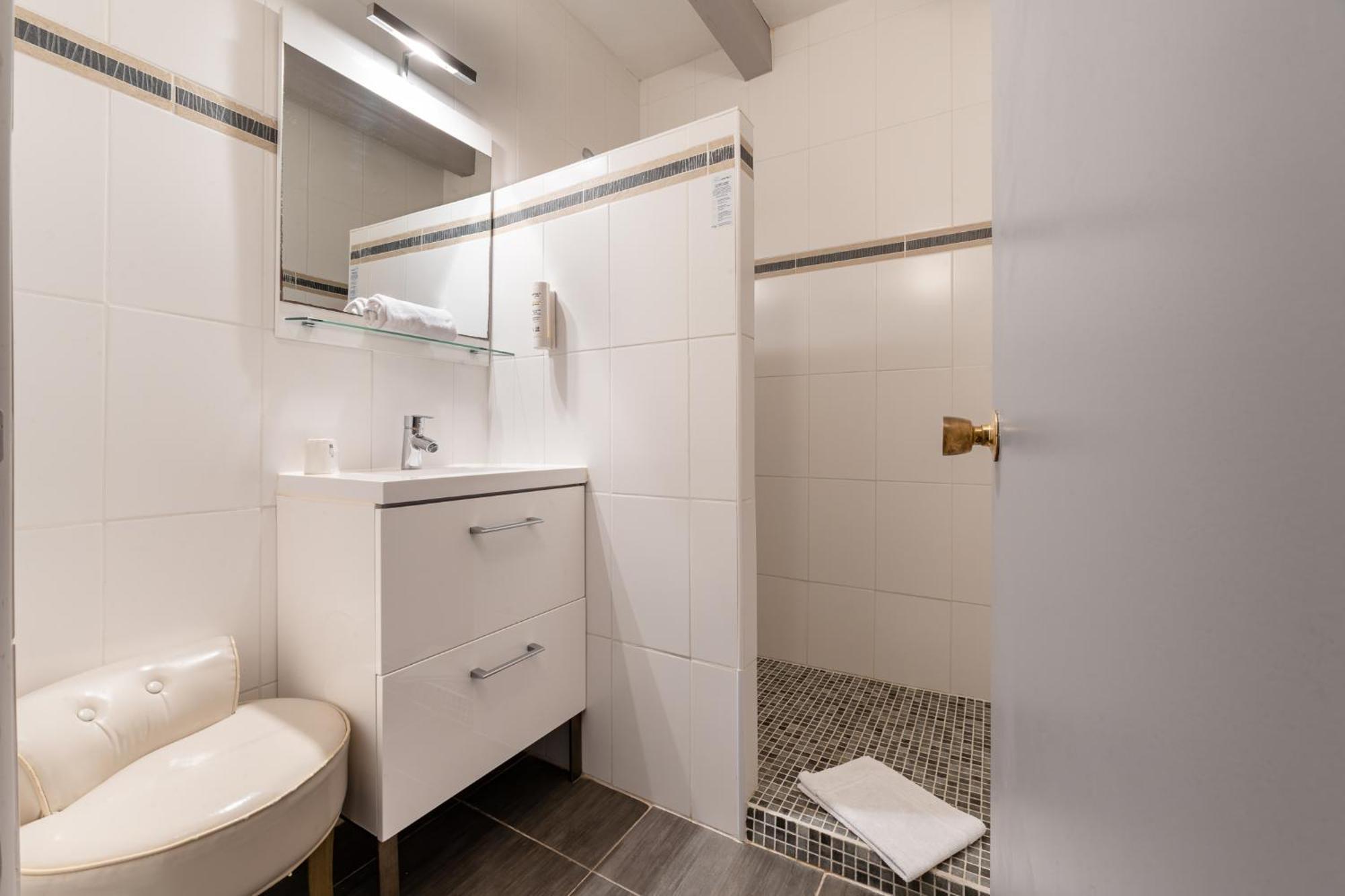 Les Angles  Hotel Ermitage מראה חיצוני תמונה