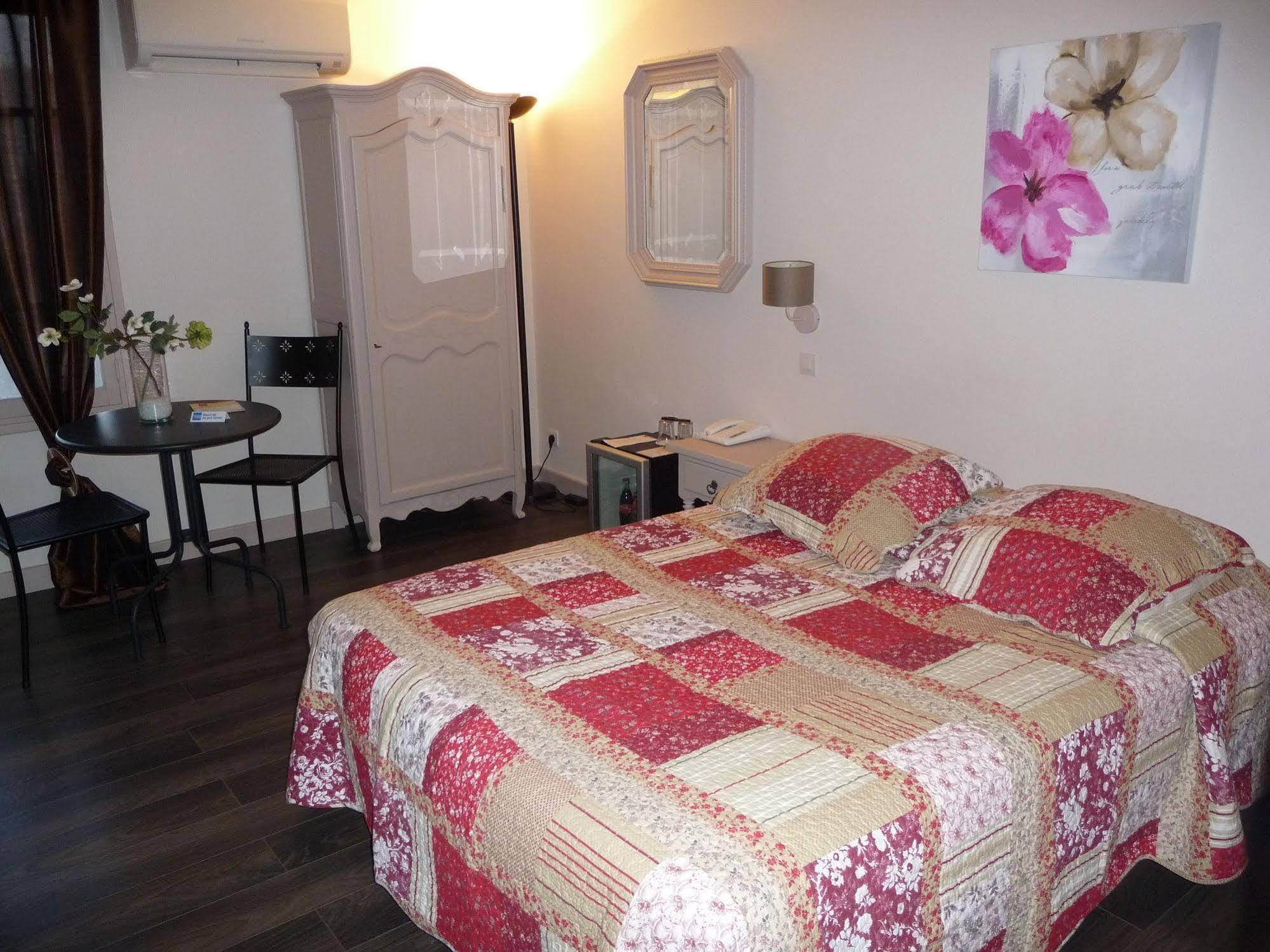 Les Angles  Hotel Ermitage מראה חיצוני תמונה