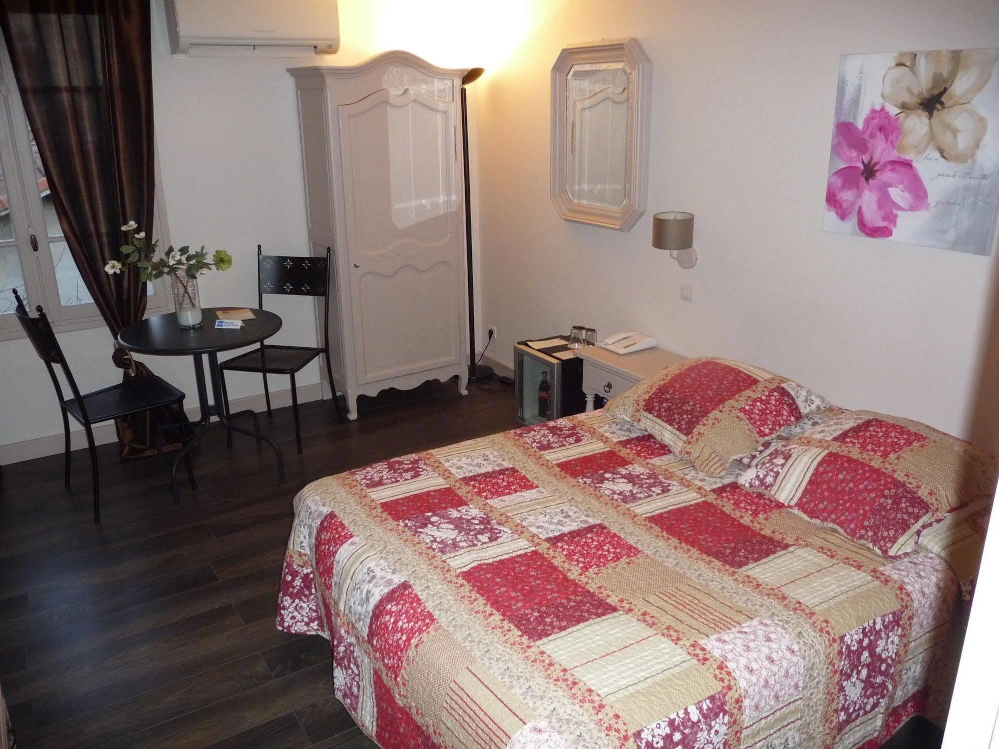 Les Angles  Hotel Ermitage מראה חיצוני תמונה